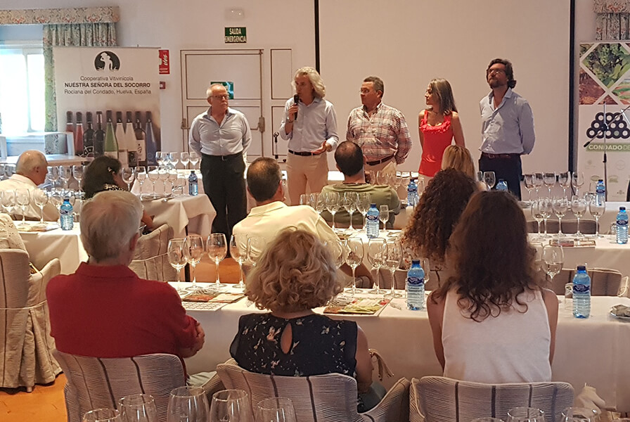 Bodegas del Socorro promociona sus mejores caldos en los hoteles de la costa de Huelva