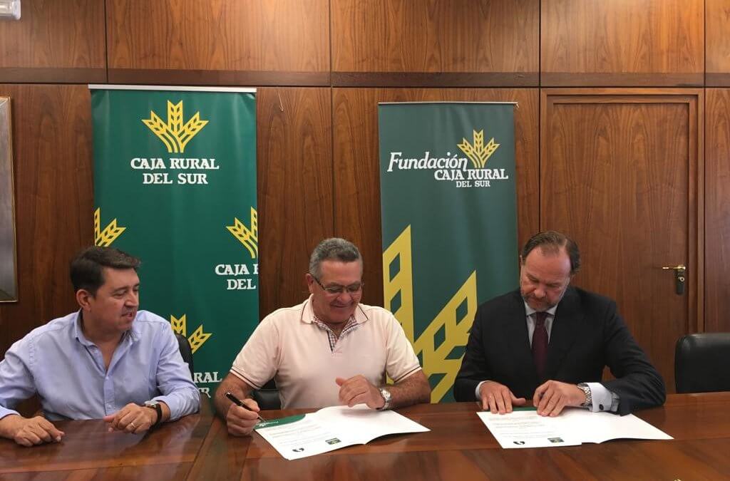 Bodegas del Socorro firma un convenio con la Fundación Caja Rural del Sur para la difusión del cooperativismo y el desarrollo rural